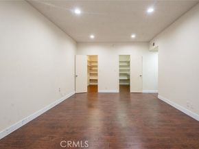 17522 Sherman Way 202, Van Nuys (los Angeles) CA 91406