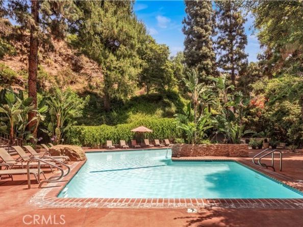 2700 Cahuenga Boulevard 1302, Los Angeles CA 90068