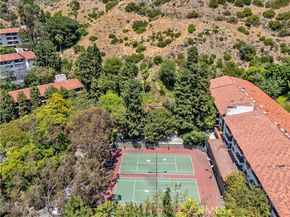 2700 Cahuenga Boulevard 1302, Los Angeles CA 90068