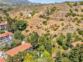 2700 Cahuenga Boulevard 1302, Los Angeles CA 90068