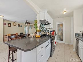 10323 Eldora, Sunland (los Angeles) CA 91040