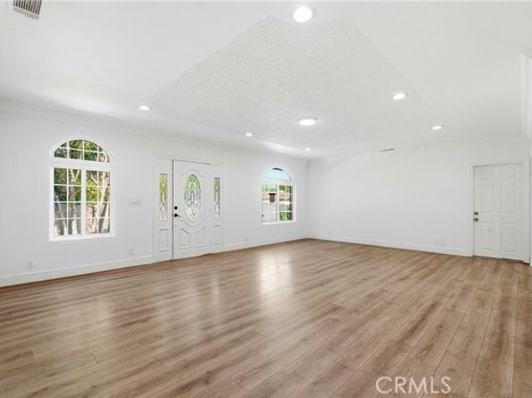 6742 Radford Avenue, North Hollywood (los Angeles) CA 91606