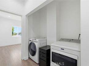 6742 Radford Avenue, North Hollywood (los Angeles) CA 91606