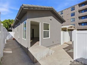 6742 Radford Avenue, North Hollywood (los Angeles) CA 91606