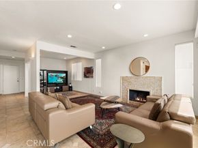 51 La Perla, Lake Forest (el Toro) CA 92610