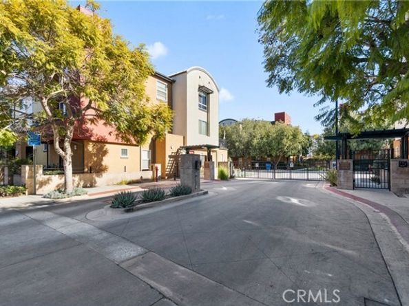 8620 Belford 604, Westchester (los Angeles) CA 90045