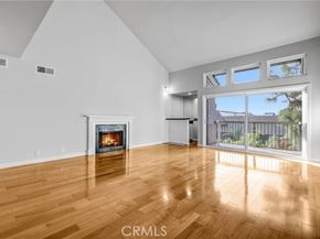 18324 Clark Street 315, Tarzana (los Angeles) CA 91356