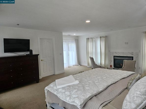 2785 Butters Dr, Oakland CA 94602