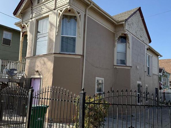 856 & 858 21st, Oakland CA 94607
