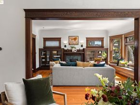 380 60th Street, Oakland CA 94618