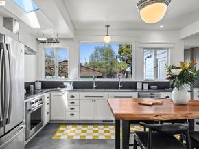 380 60th Street, Oakland CA 94618