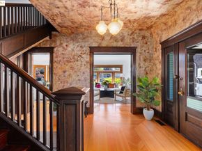 380 60th Street, Oakland CA 94618