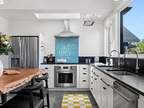 380 60th Street, Oakland CA 94618