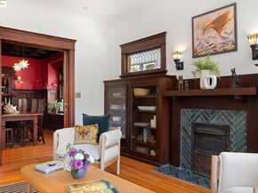 380 60th Street, Oakland CA 94618