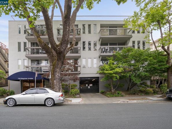 758 Kingston Ave 25, Oakland CA 94611