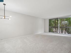 758 Kingston Ave 25, Oakland CA 94611