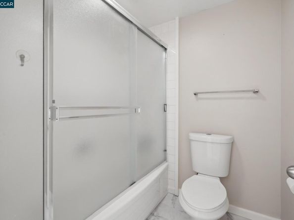 758 Kingston Ave 25, Oakland CA 94611