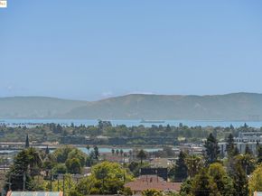 2823 11Th Ave B, Oakland CA 94610
