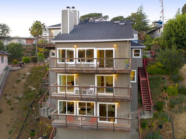 10353 Royal Oak Rd, Oakland CA 94605