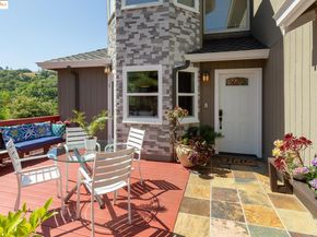 10353 Royal Oak Rd, Oakland CA 94605
