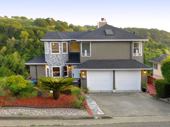 10353 Royal Oak Rd, Oakland CA 94605