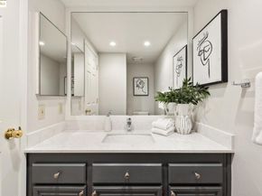93 Thousand Oaks St, Oakland CA 94605