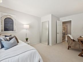 93 Thousand Oaks St, Oakland CA 94605