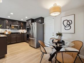 93 Thousand Oaks St, Oakland CA 94605