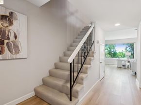 93 Thousand Oaks St, Oakland CA 94605