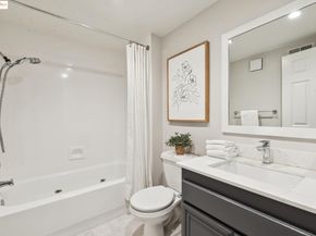 93 Thousand Oaks St, Oakland CA 94605