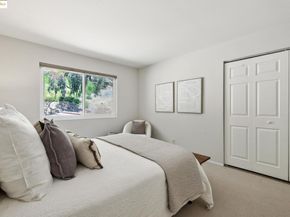 93 Thousand Oaks St, Oakland CA 94605