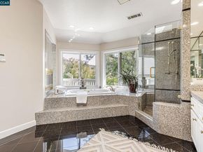 4 Julianna Ct, Moraga CA 94556