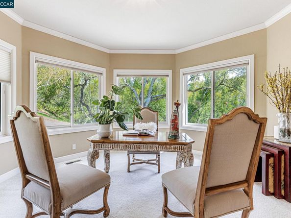 4 Julianna Ct, Moraga CA 94556