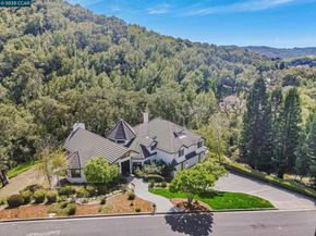 4 Julianna Ct, Moraga CA 94556