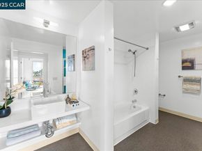 1201 Pine St 365, Oakland CA 94607