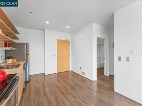 1201 Pine St 365, Oakland CA 94607
