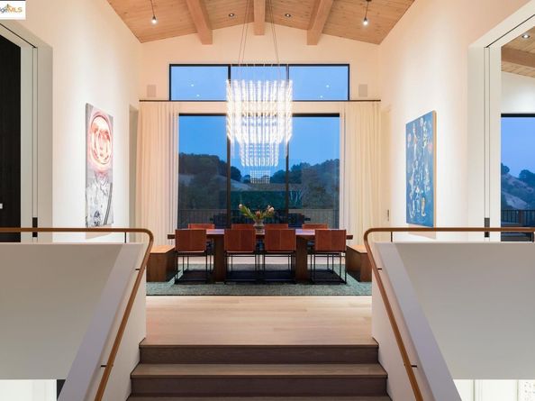 119 Melody LN, Orinda CA 94563
