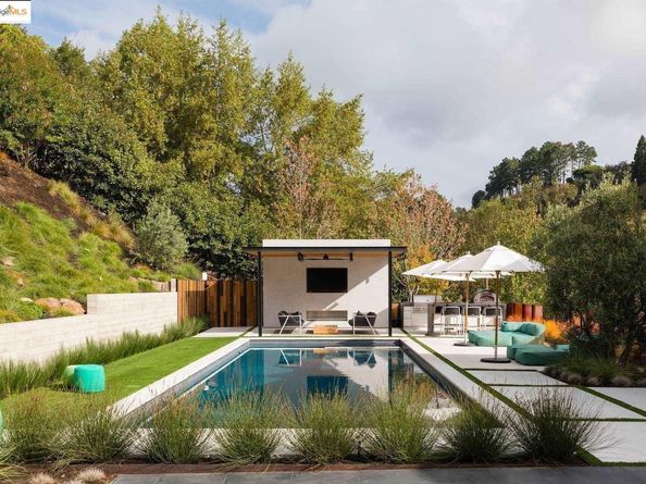 119 Melody LN, Orinda CA 94563
