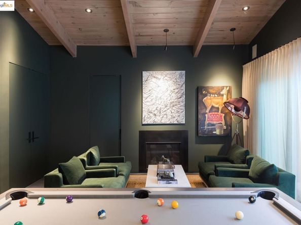 119 Melody LN, Orinda CA 94563