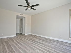 19100 Crest Ave 23, Castro Valley CA 94546