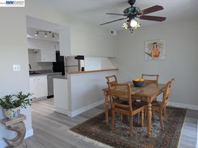19100 Crest Ave 23, Castro Valley CA 94546