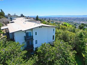 19100 Crest Ave 23, Castro Valley CA 94546