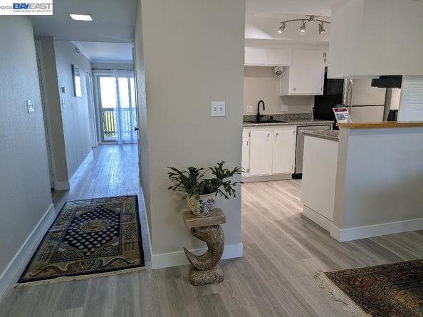 19100 Crest Ave 23, Castro Valley CA 94546