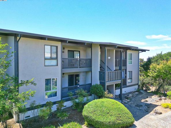 19100 Crest Ave 23, Castro Valley CA 94546