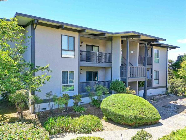 19100 Crest Ave 23, Castro Valley CA 94546