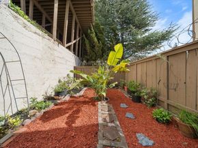 2500 Miramar Ave 101, Castro Valley CA 94546