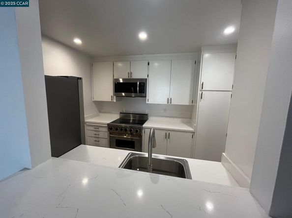 2600 Laguna Cir G, Concord CA 94520