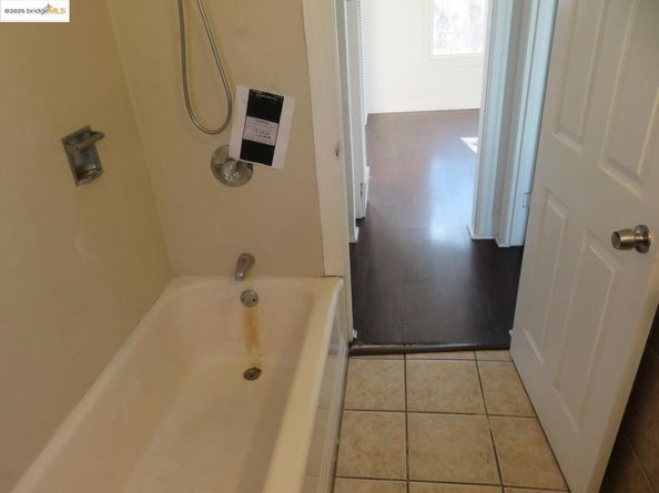 4510 San Carlos Ave, Oakland CA 94601