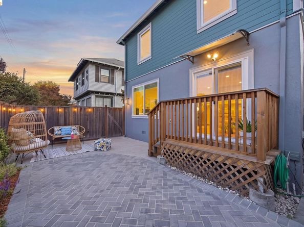 953 40Th St, Oakland CA 94608
