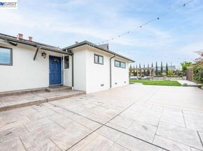 1338 Thais Lane, Hayward CA 94544